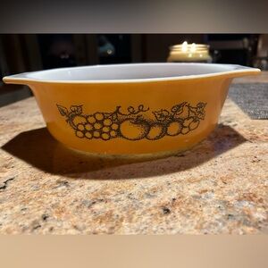 Pyrex #043 Vintage “Old Orchard” (Corning Glass Works) Oval Casserole 1 1/2 Qt.